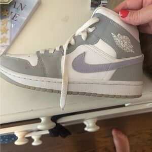 Women's Jordans 1 Gray and White High-Top Sneakers